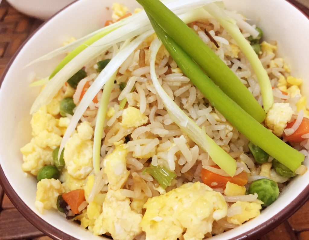 CHINESE RESTAURANT-  STYLE EGG FRIED RICE