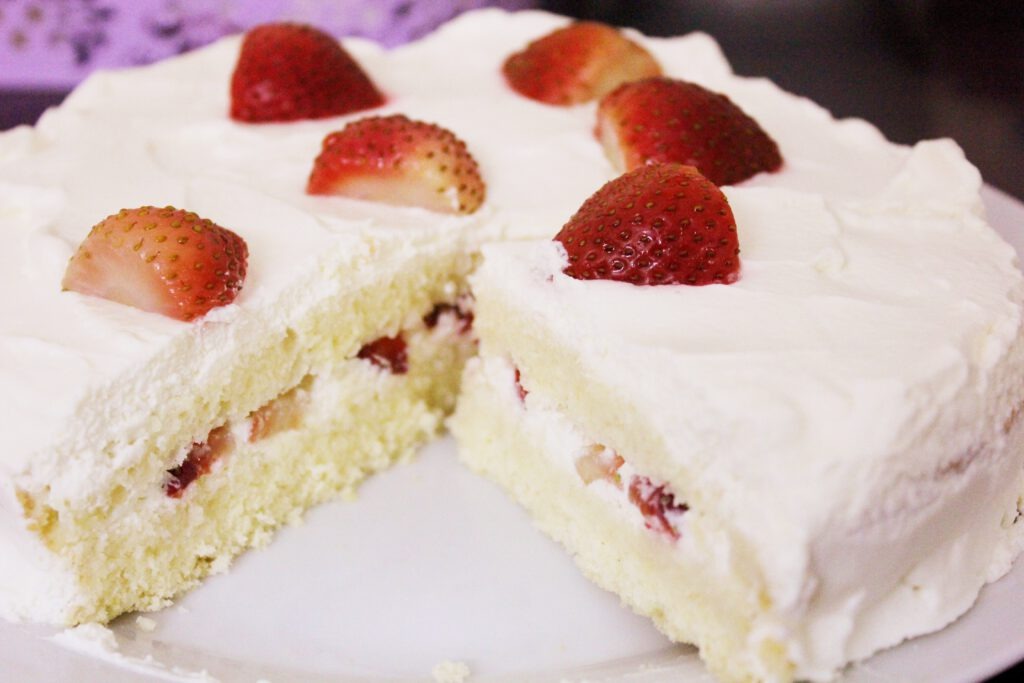 Strawberry Cream Gâteau