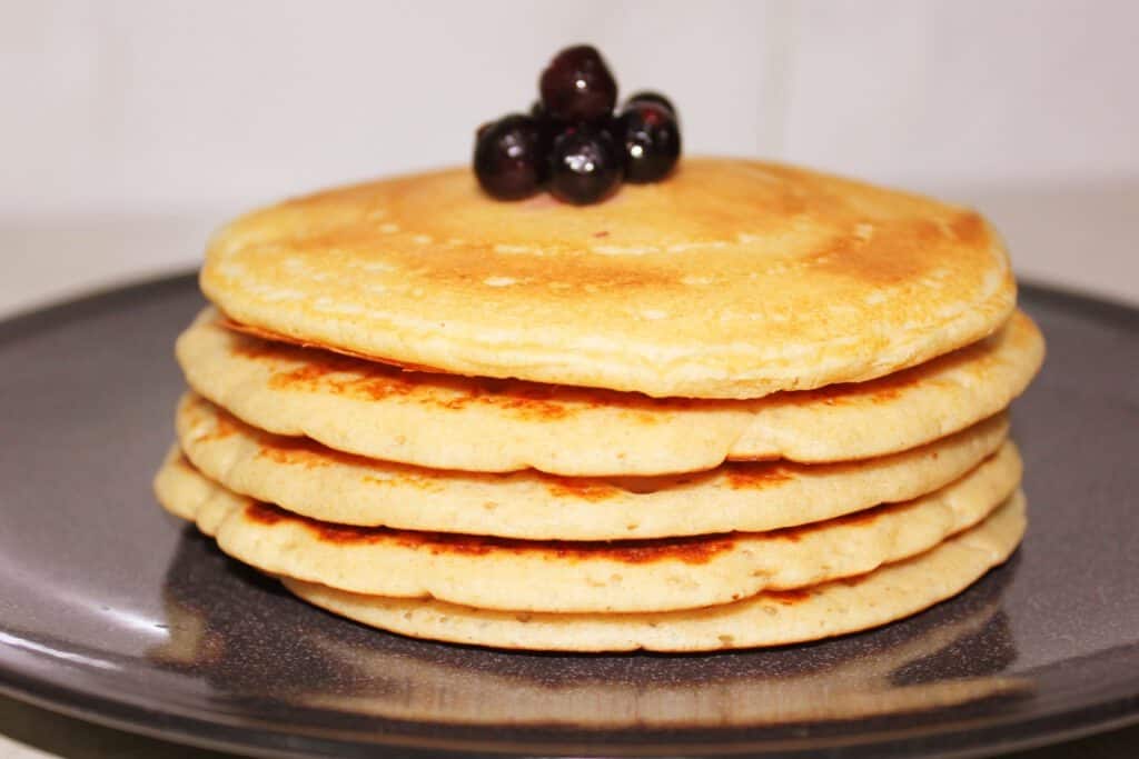 OAT FLOUR PANCAKES